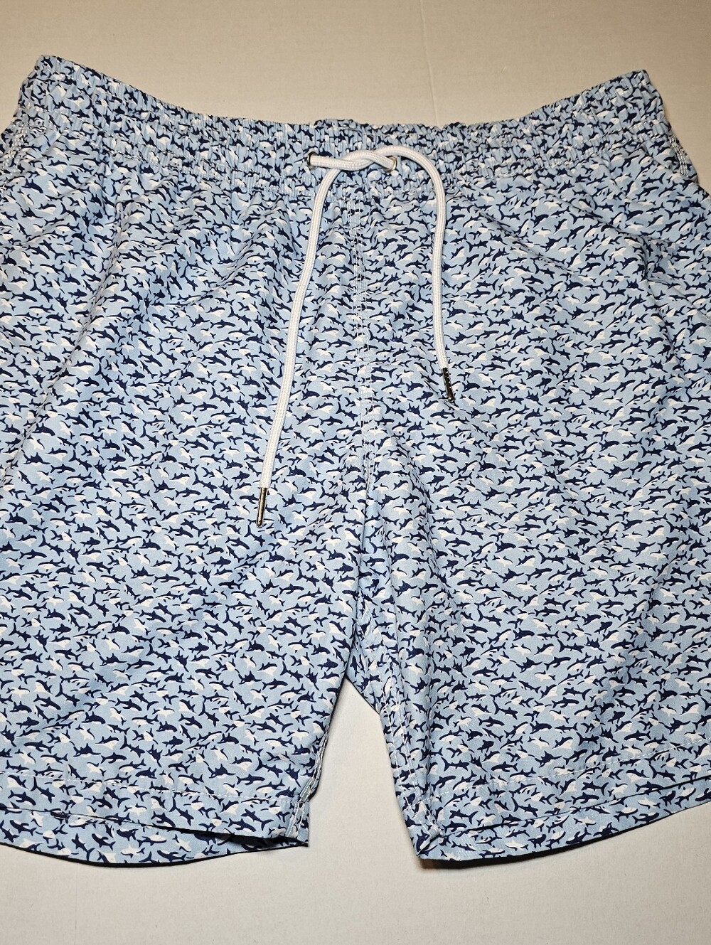Blue Wave Men's Swim Trunks Sz Large Shark Animal Print Mesh Lined Drawstring
